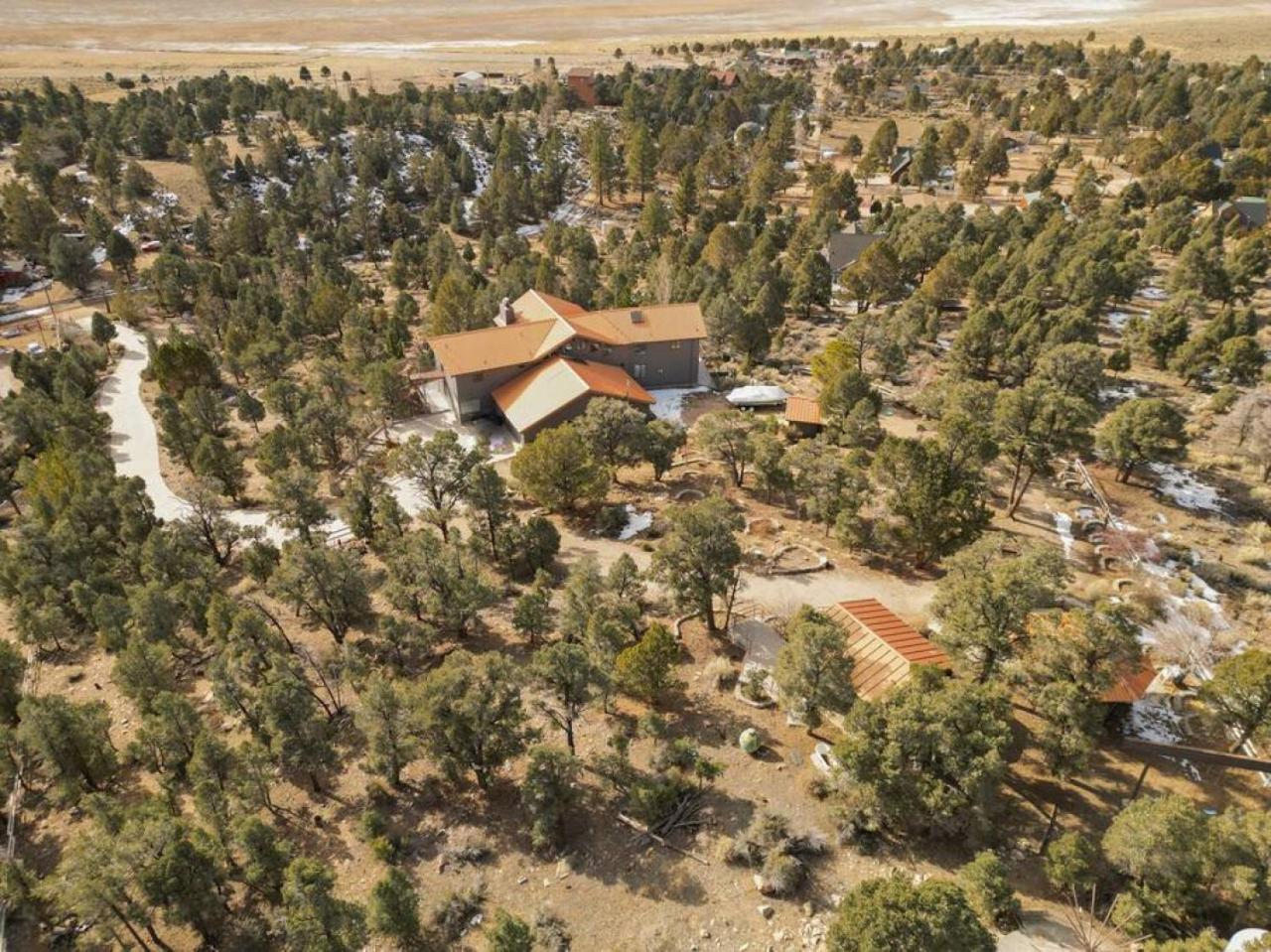 Steel Pine Lodge A Rustic Mountain Retreat Views Baldwin Lake Exteriér fotografie