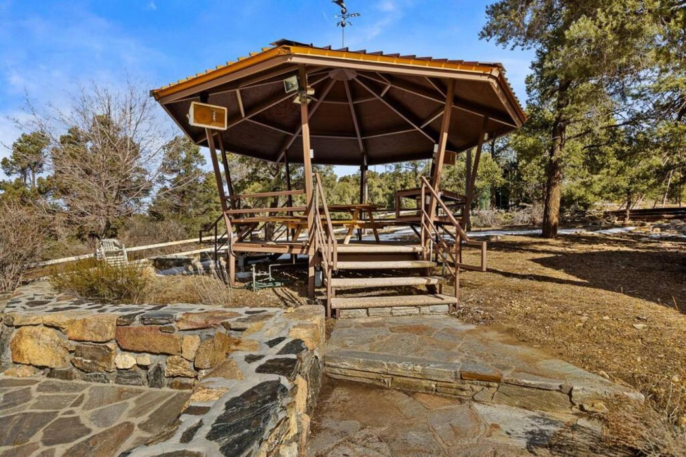 Steel Pine Lodge A Rustic Mountain Retreat Views Baldwin Lake Exteriér fotografie