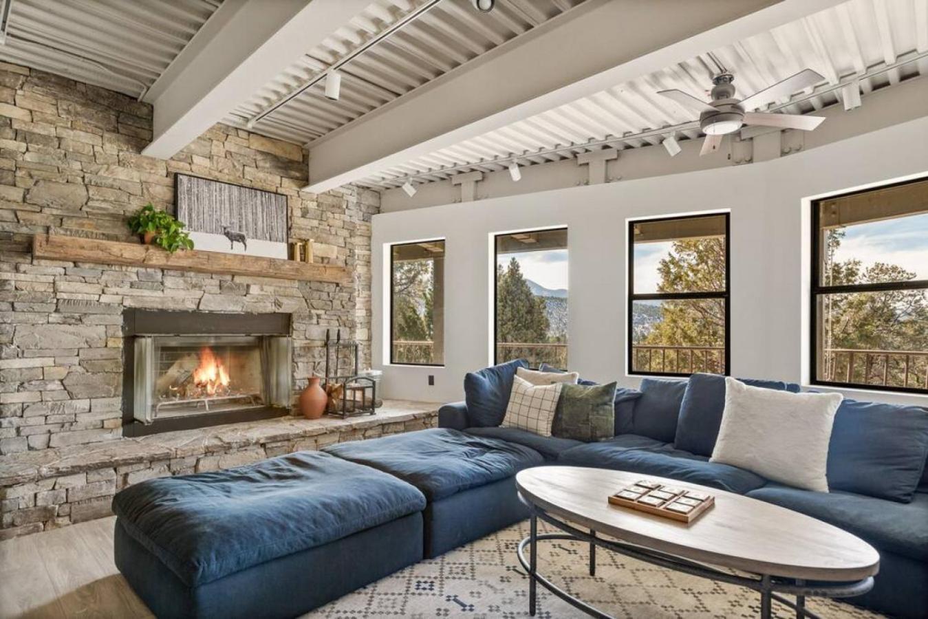 Steel Pine Lodge A Rustic Mountain Retreat Views Baldwin Lake Exteriér fotografie